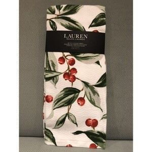 New~Ralph Lauren CHRISTMAS BERRIES KITCHEN TOWELS~ Set Of 2 ~100% Cotton